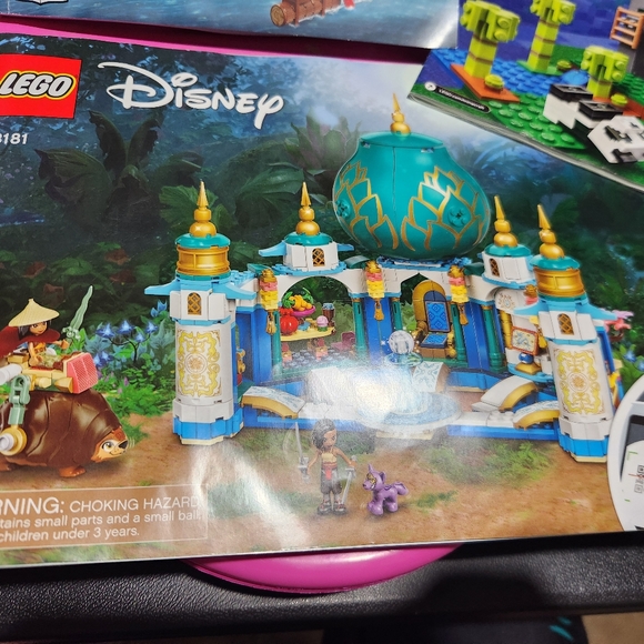 Legos - Picture 3 of 10